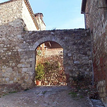 Castello Di Monteliscai Ponte A Bozzone